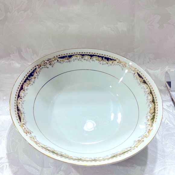 QUEEN ANN Signature Collection Serving Bowl 9” Made in Japan. A1627. - Picture 7 of 10